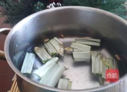 斑斓叶香茅水的做法图解3