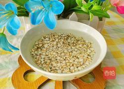 薏米红枣银耳汤的做法图解4