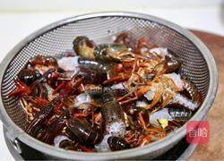 油焖小龙虾的做法图解1