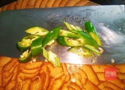 角瓜炒烧猪肉的做法图解2