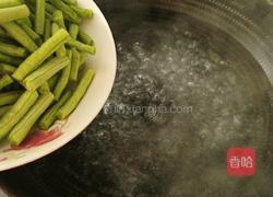 青椒炒豆角的做法图解5