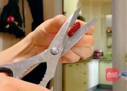 银耳莲子雪梨粥的做法图解2