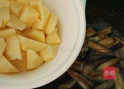 茄子炒土豆的做法图解7
