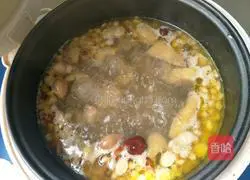 Illustration of how to cook chicken soup 5