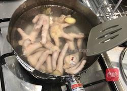 逆天好吃的㊙️制红烧鸡爪的做法图解2