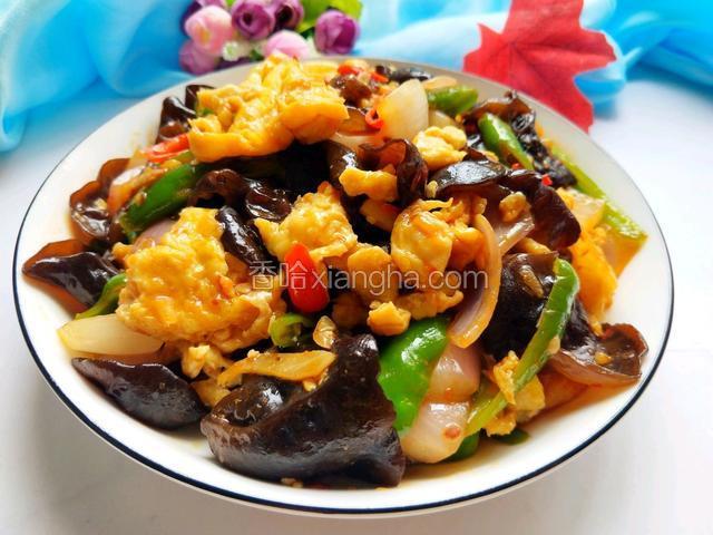 太好吃啦！快来五碗米饭！