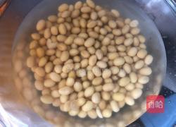 猪蹄黄豆的做法图解2