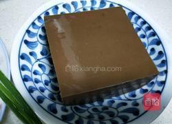 虾滑鸭血汤的做法图解2