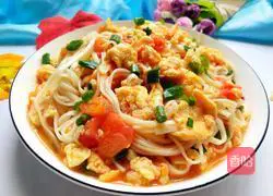 Illustration of how to make tomato and egg noodles 1
