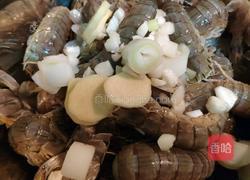 椒盐皮皮虾的做法图解2