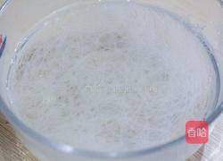 蒜蓉粉丝蒸虾的做法图解2