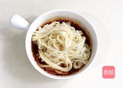 酸辣凉拌面的做法图解7