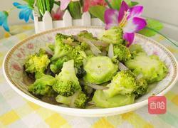 洋葱炒西兰花的做法图解11