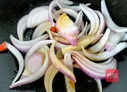 青椒洋葱炒肉丝的做法图解4