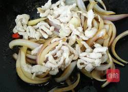 青椒洋葱炒肉丝的做法图解5