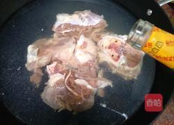 大骨玉米汤的做法图解2