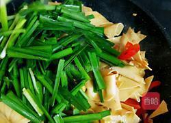 韭菜炒千张的做法图解12