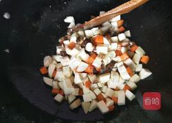 蘑菇茭白炒毛豆的做法图解5