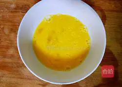 Illustration of how to make radish braised with rub 2