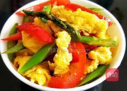 芦笋炒鸡蛋的做法图解10