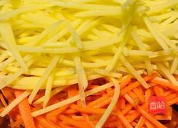鸟巢土豆丝的做法图解1