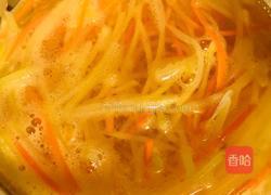 鸟巢土豆丝的做法图解2