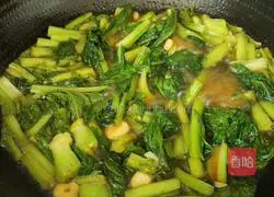 Illustration of how to make vegetarian stir-fried spring vegetables 12