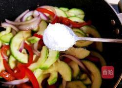 清炒西葫芦#夏日清爽轻食菜#的做法图解11