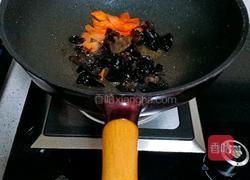 黑木耳胡萝卜炒莴笋的做法图解4
