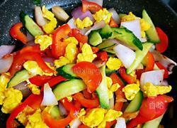 甜椒炒鸡蛋#减脂轻食菜#的做法图解18