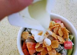 谷物水果酸奶的做法图解13