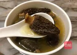 Illustration of how to make black-bone morels 3