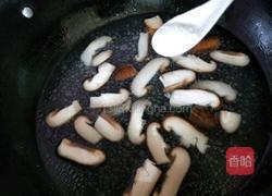 虾滑莼菜汤的做法图解5