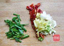 干煸豆角的做法图解3