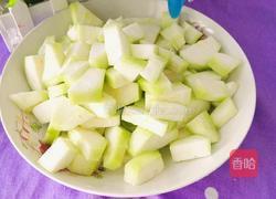 丝瓜鲜虾豆腐羹的做法图解3