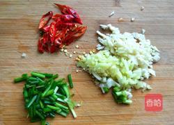 酸辣手撕包菜的做法图解3