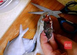 香煎鲳鱼的做法图解3