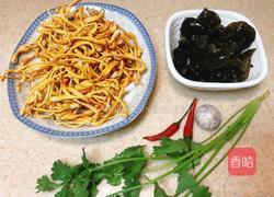 虫草花拌木耳的做法图解1