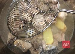 黄焖鸡的做法图解1