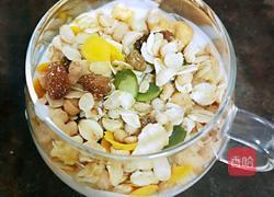 樱桃麦片酸奶杯的做法图解7