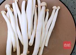 白玉菇炒青菜的做法图解2