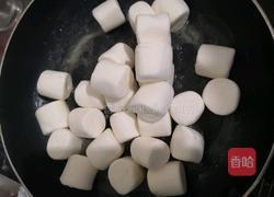 福气满满原味花生牛轧糖的做法图解3