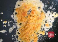 咸蛋黄炒苦瓜的做法图解8