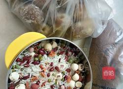 红糖莲子粥的做法图解1