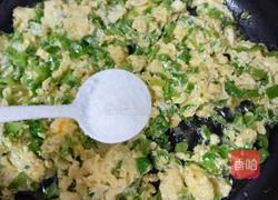 青椒炒鸡蛋的做法图解6