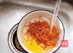 凉拌黄瓜虫草花的做法图解5