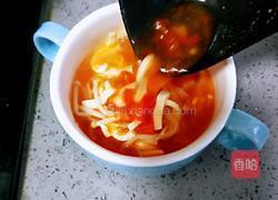 金针菇番茄豆腐汤的做法图解23