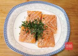 香煎三文鱼的做法图解6