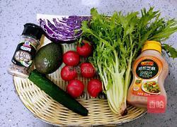 牛油果沙拉的做法图解1