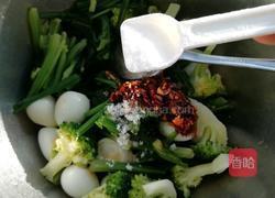 凉拌菠菜鹌鹑蛋的做法图解9